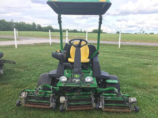 Image of John Deere 8000 equipment image 1