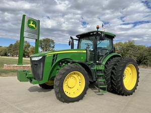 2011 John Deere 8235R Image