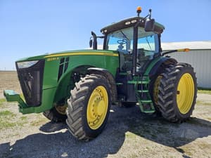 2011 John Deere 8235R Image