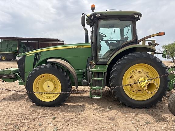 Image of John Deere 8235R Primary image