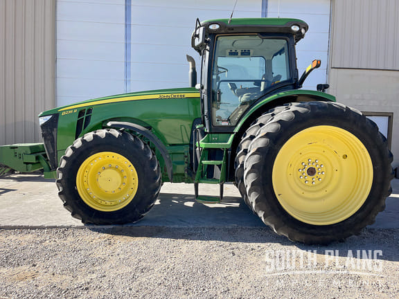 2011 John Deere 8235R Equipment Image0