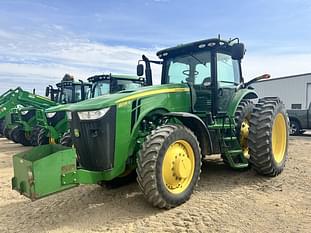 2011 John Deere 8235R Equipment Image0