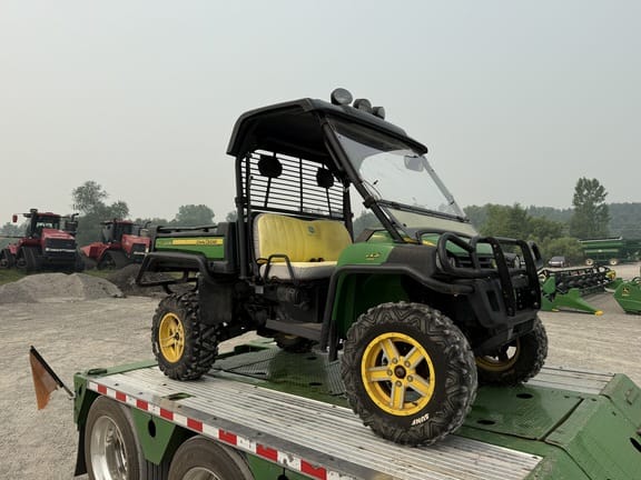 2011 John Deere Gator XUV 825i Equipment Image0
