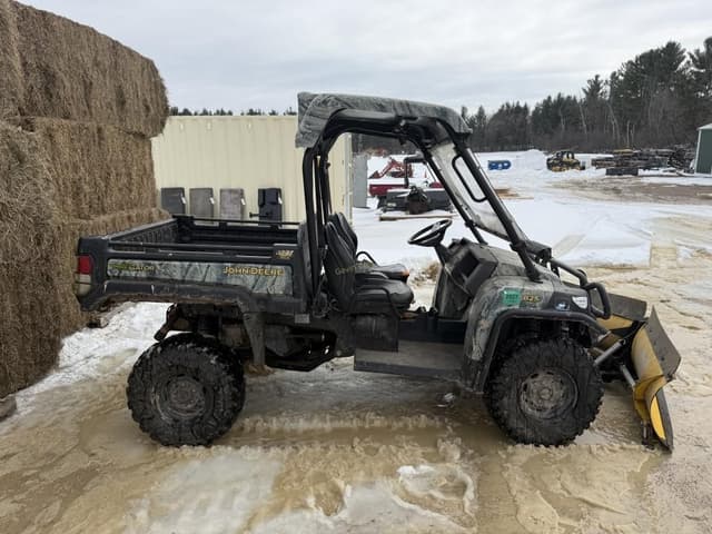 Image of John Deere Gator XUV 825i equipment image 4