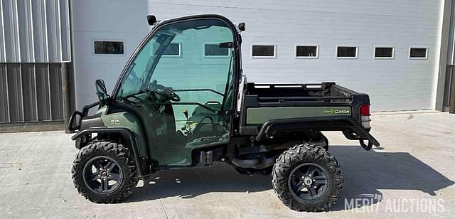 Image of John Deere Gator XUV 825i equipment image 1