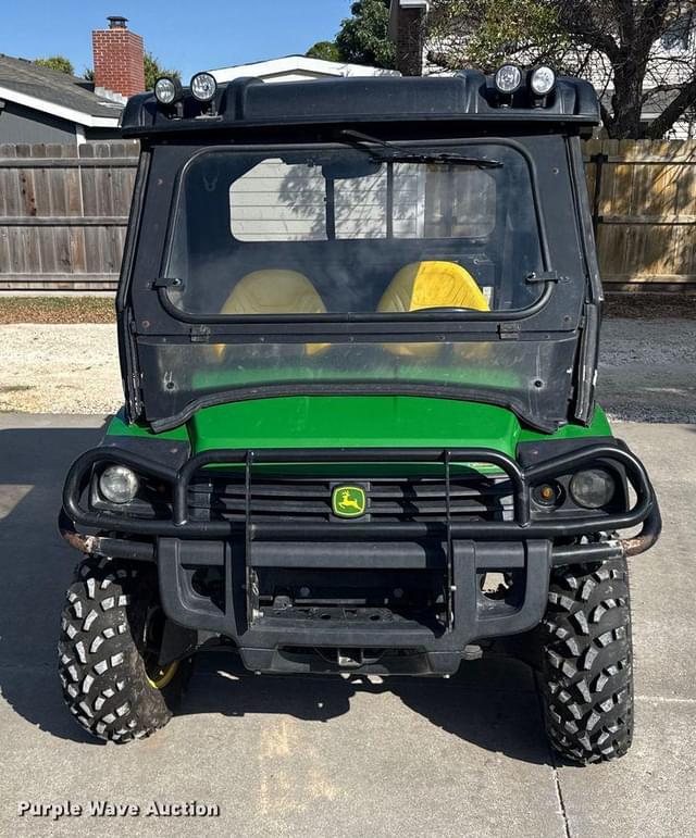 Image of John Deere Gator XUV 825i equipment image 1