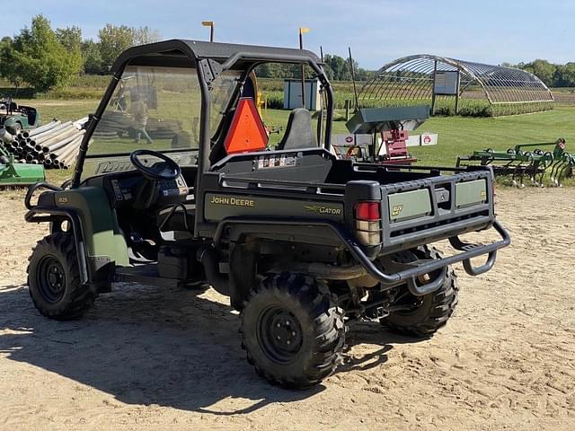 Image of John Deere Gator XUV 825i equipment image 4