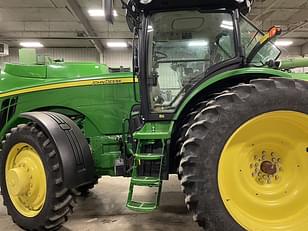 Main image John Deere 8260R 6