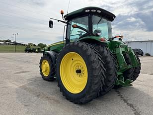 Main image John Deere 8260R 4