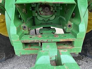 Main image John Deere 8260R 8