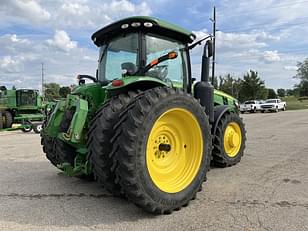 Main image John Deere 8260R 9