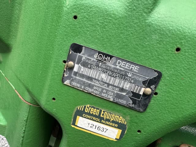 Image of John Deere 8270R equipment image 3