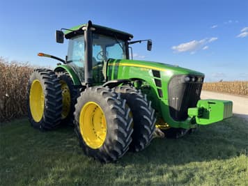Main image John Deere 8270R