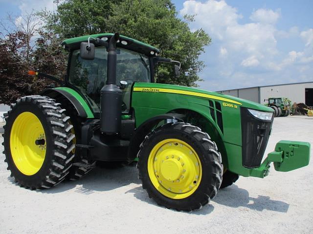 Image of John Deere 8285R equipment image 1