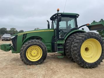 Main image John Deere 8285R