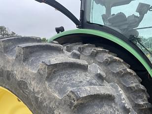 Main image John Deere 8285R 4