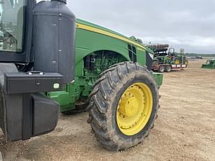 Main image John Deere 8285R 5