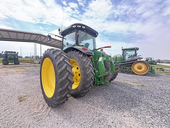 Image of John Deere 8285R equipment image 3