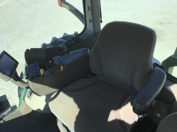 Image of John Deere 8285R equipment image 4