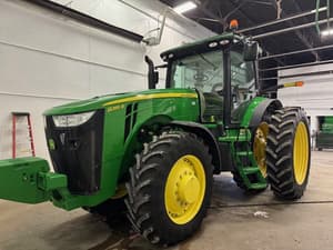 2011 John Deere 8285R Image