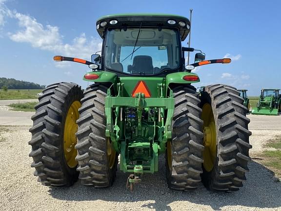Image of John Deere 8285R equipment image 3
