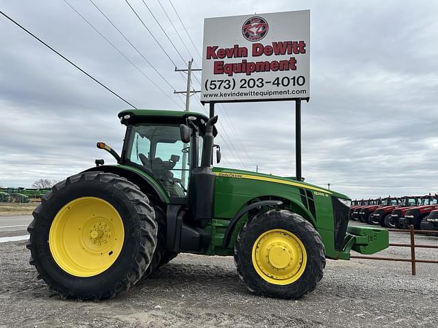 Image of John Deere 8285R equipment image 1