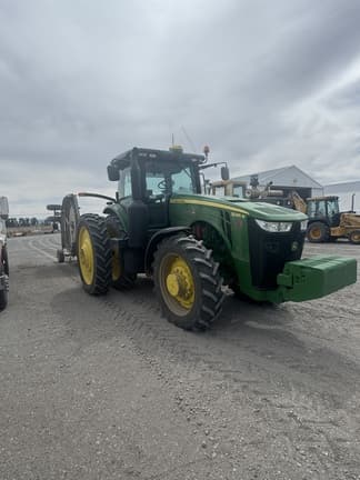Image of John Deere 8285R equipment image 4