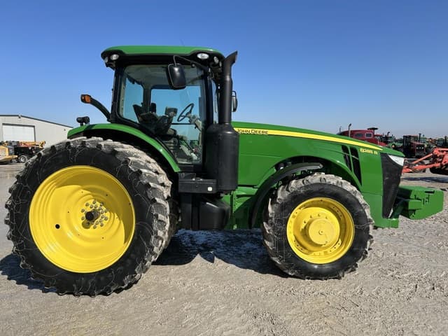 Image of John Deere 8285R equipment image 3