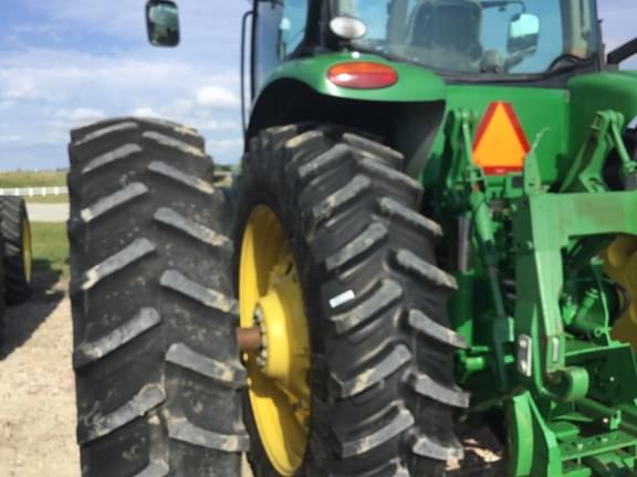 Image of John Deere 8285R Primary image