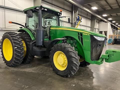Main image John Deere 8285R