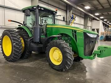 Main image John Deere 8285R