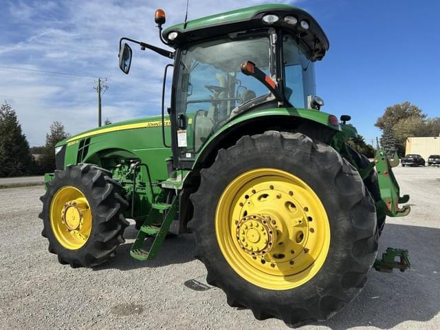 Image of John Deere 8285R equipment image 4