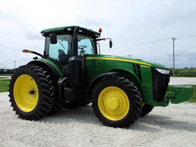 Image of John Deere 8285R equipment image 4