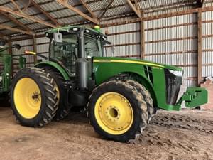 2011 John Deere 8285R Image