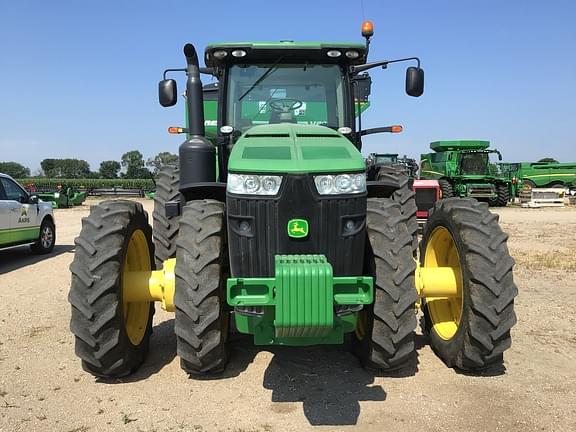 Image of John Deere 8285R Primary image