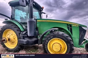 2011 John Deere 8285R Image
