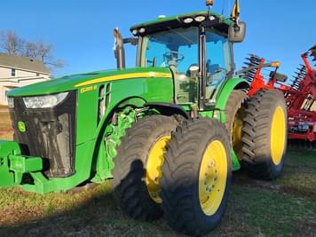 Main image John Deere 8285R