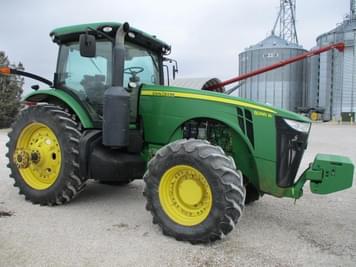 Main image John Deere 8285R