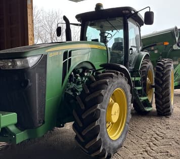 Main image John Deere 8285R