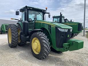 Main image John Deere 8285R 4