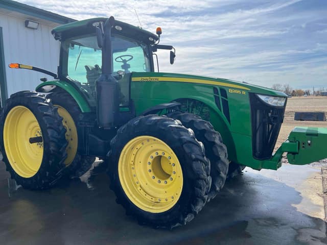 Image of John Deere 8285R equipment image 2