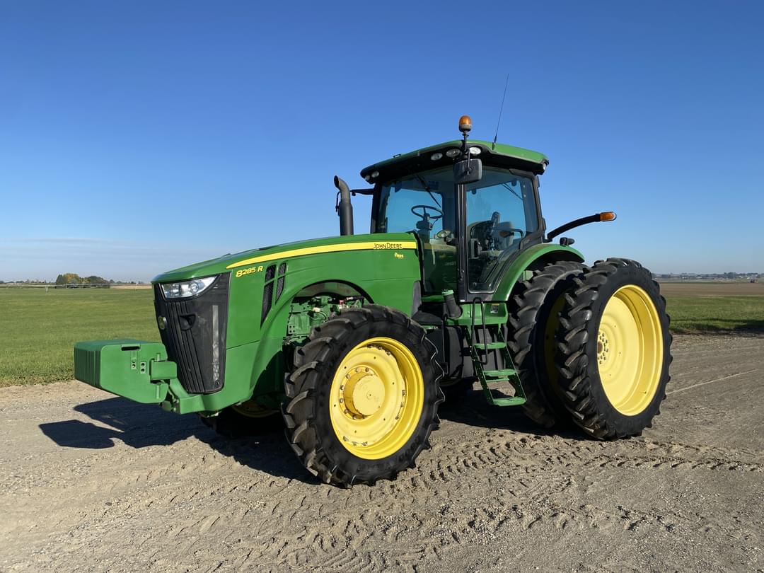 Image of John Deere 8285R Primary image