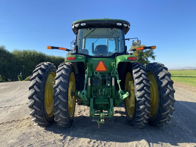 Image of John Deere 8285R equipment image 3
