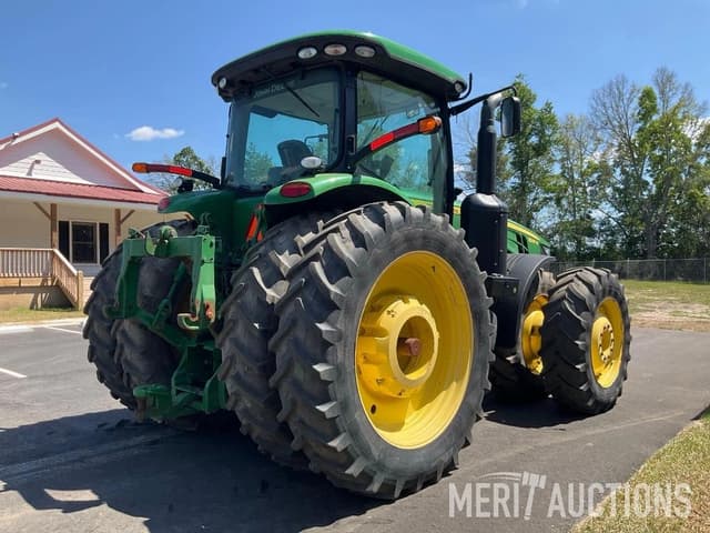Image of John Deere 8285R equipment image 2