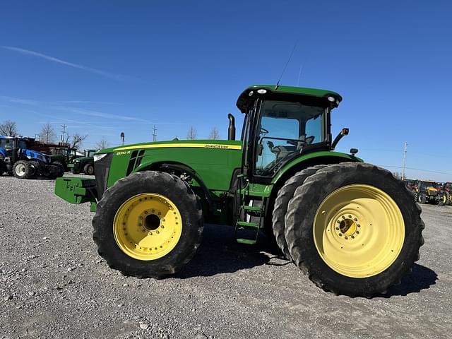 Image of John Deere 8310R equipment image 2