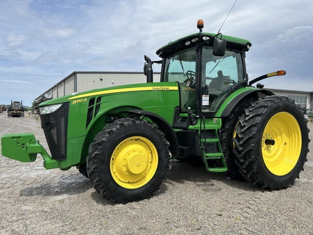 2011 John Deere 8310R Equipment Image0