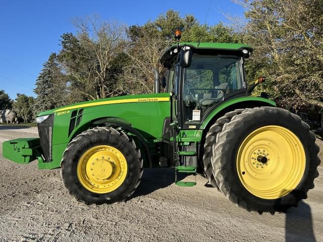 Image of John Deere 8310R equipment image 2