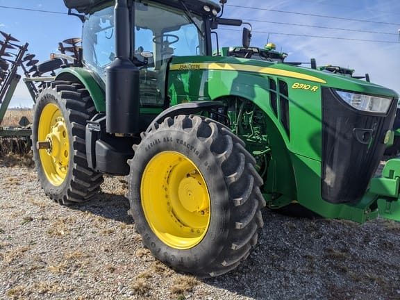 Main image John Deere 8310R
