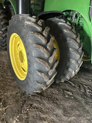 Image of John Deere 8310R equipment image 1