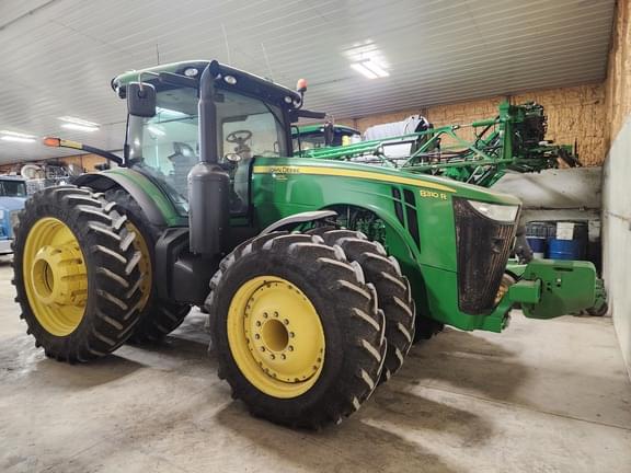 Image of John Deere 8310R equipment image 1